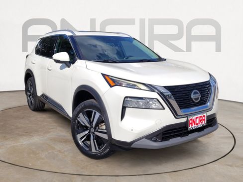 Used 2021 Nissan Rogue SL w/ Premium Package FWD image 4