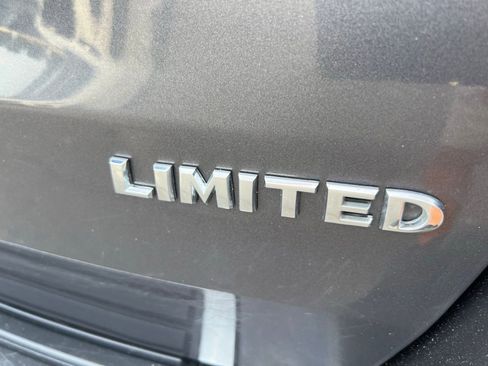 Used 2021 Jeep Grand Cherokee Limited w/ Trailer Tow Group IV image 5