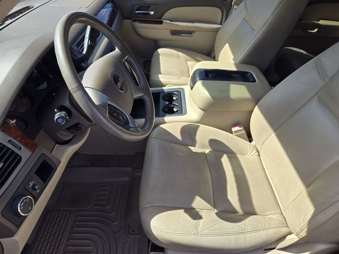 Used 2013 GMC Yukon XL SLT RWD image 12