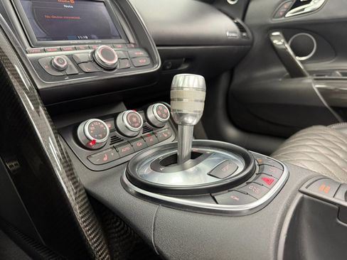 Used 2011 Audi R8 V10 AWD/4WD image 67