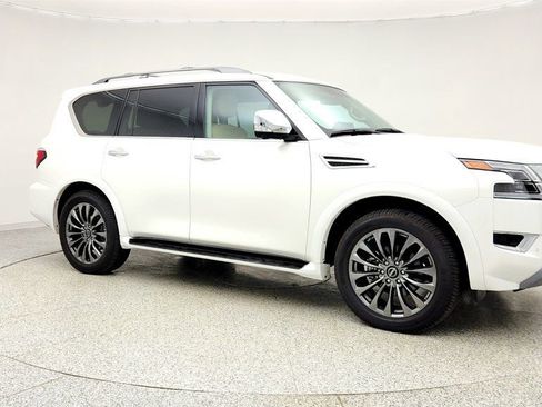 Used 2024 Nissan Armada Platinum w/ Captain's Chairs Package image 3