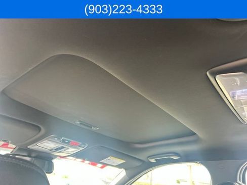 Used 2025 Kia Sorento S FWD image 86