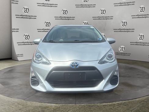 Used 2016 Toyota Prius C One FWD image 8