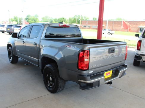 Used 2022 Chevrolet Colorado W/T AWD/4WD image 42