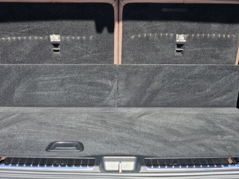 Certified 2025 Mercedes-Benz GLS 450 4MATIC image 33