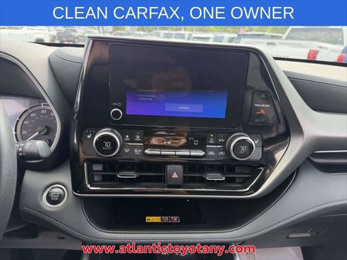 Certified 2025 Toyota Highlander XLE FWD image 25
