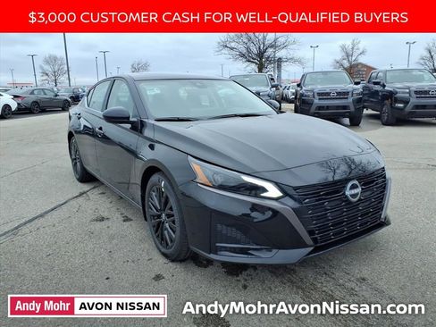 New 2026 Nissan Altima 2.5 SV image 2