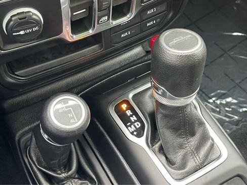 Used 2021 Jeep Gladiator Sport w/ Quick Order Package 26Q 80th image 17