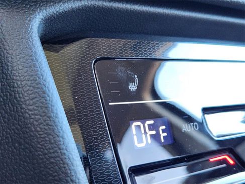 New 2026 Volkswagen Taos SEL image 14