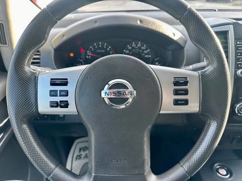 Used 2021 Nissan Frontier SV image 20