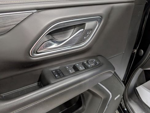 Used 2022 GMC Yukon SLT image 13