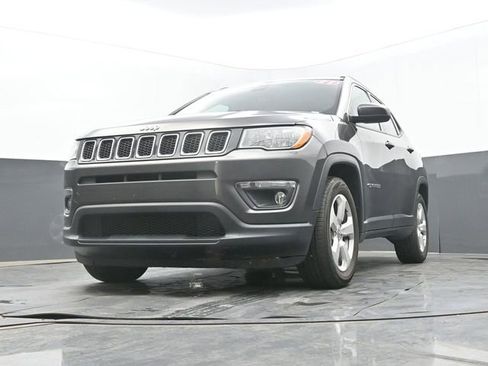 Used 2021 Jeep Compass Latitude w/ Convenience Group FWD image 54