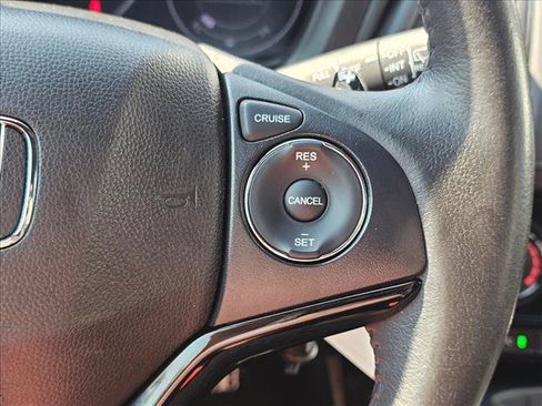 Used 2020 Honda HR-V Sport image 27