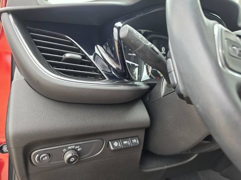 Used 2021 Buick Envision Essence w/ Technology Package I FWD image 19