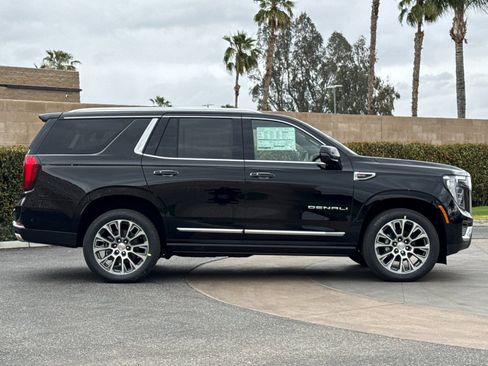 New 2026 GMC Yukon Denali w/ Sun & Power Step Package AWD/4WD image 3