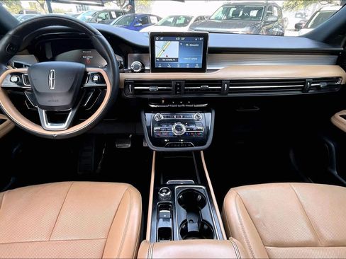 Used 2022 Lincoln Corsair Reserve image 15