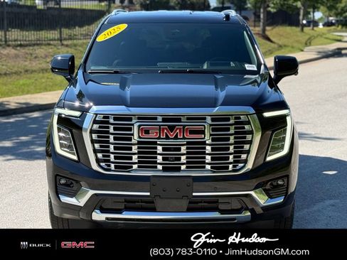 Used 2025 GMC Yukon Denali AWD/4WD image 7