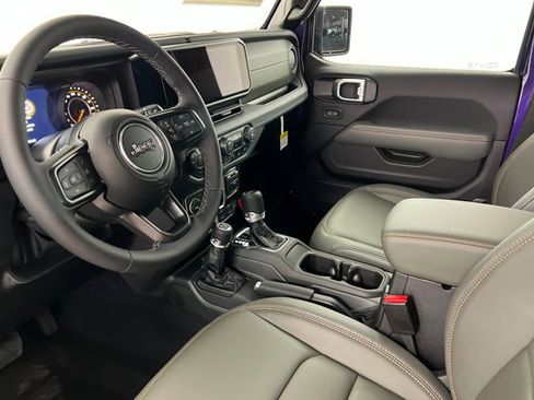 New 2026 Jeep Gladiator Mojave AWD/4WD image 15