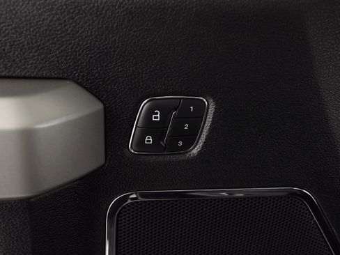 Used 2017 Ford F350 Lariat w/ Lariat Ultimate Package image 29