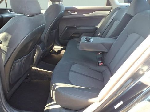 Used 2023 Kia K5 LXS image 22