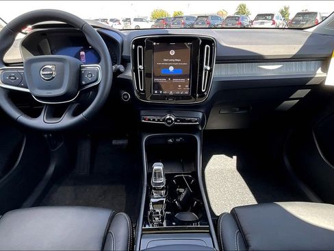 New 2026 Volvo XC40 B5 Plus w/ Protection Package Premier image 9