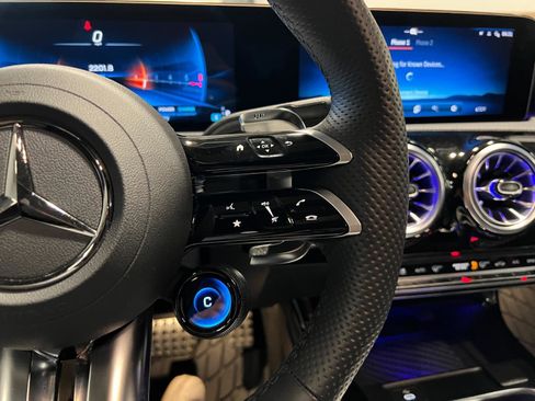 Used 2025 Mercedes-Benz CLA 35 AMG 4MATIC image 14