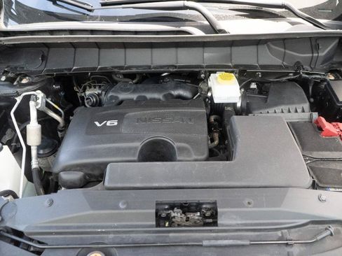 Used 2022 Nissan Pathfinder S AWD/4WD image 38