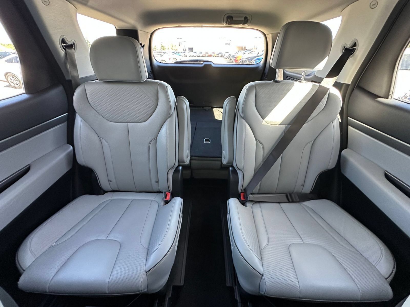 Used 2025 Hyundai Palisade SEL AWD/4WD image 41