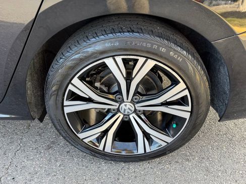 Used 2020 Volkswagen Passat 2.0T SEL image 13