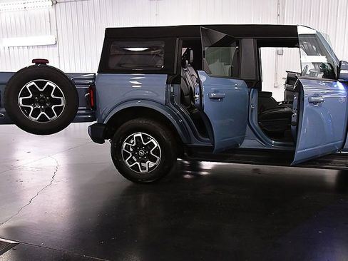 Used 2025 Ford Bronco Outer Banks AWD/4WD image 33