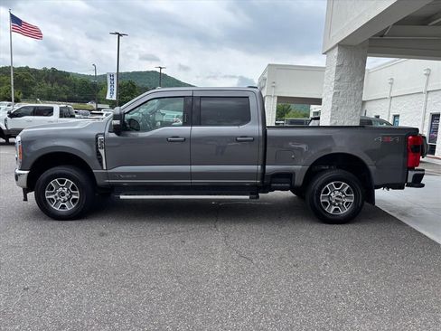 Used 2023 Ford F350 Lariat w/ Snow Plow/Camper Package AWD/4WD image 24