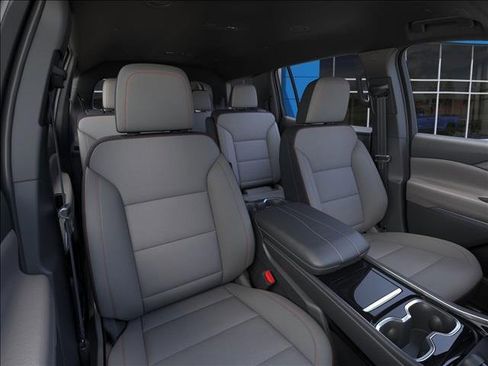 New 2026 Chevrolet Traverse LT w/ Driver Confidence Package image 16