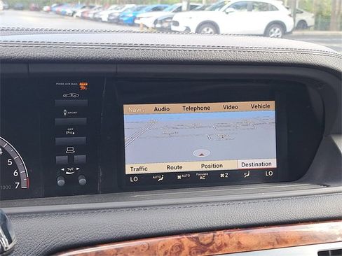 Used 2012 Mercedes-Benz CL 550 4MATIC image 27