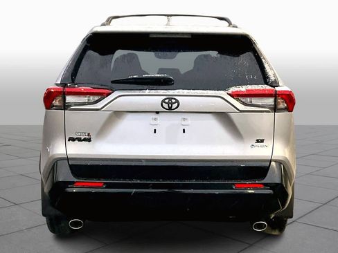 New 2025 Toyota RAV4 SE image 4