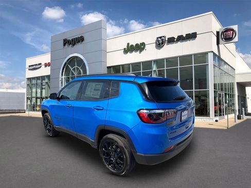 New 2026 Jeep Compass Latitude AWD/4WD image 3