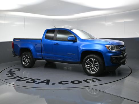 Used 2021 Chevrolet Colorado W/T w/ Custom Special Edition AWD/4WD image 2