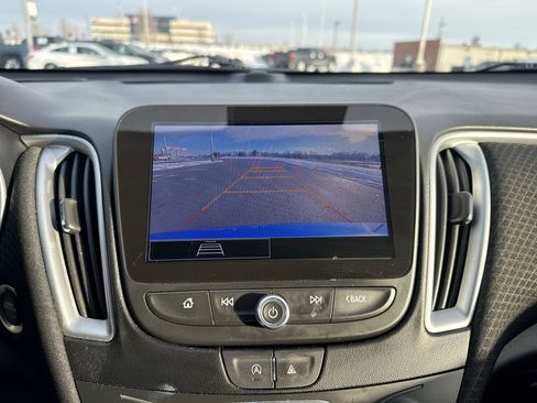 Used 2023 Chevrolet Malibu LT image 16