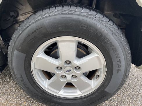 Used 2009 Ford Escape XLT image 33