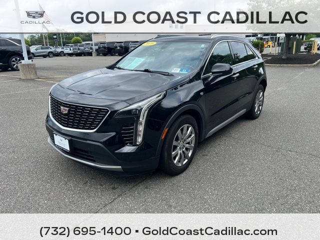 Used 2019 Cadillac XT4 Premium Luxury w/ Cold Weather Package FWD image 1