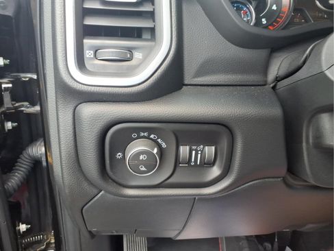 Used 2020 RAM 2500 Laramie w/ Night Edition AWD/4WD image 18
