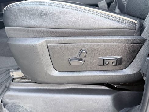 Used 2024 RAM 2500 Laramie image 27