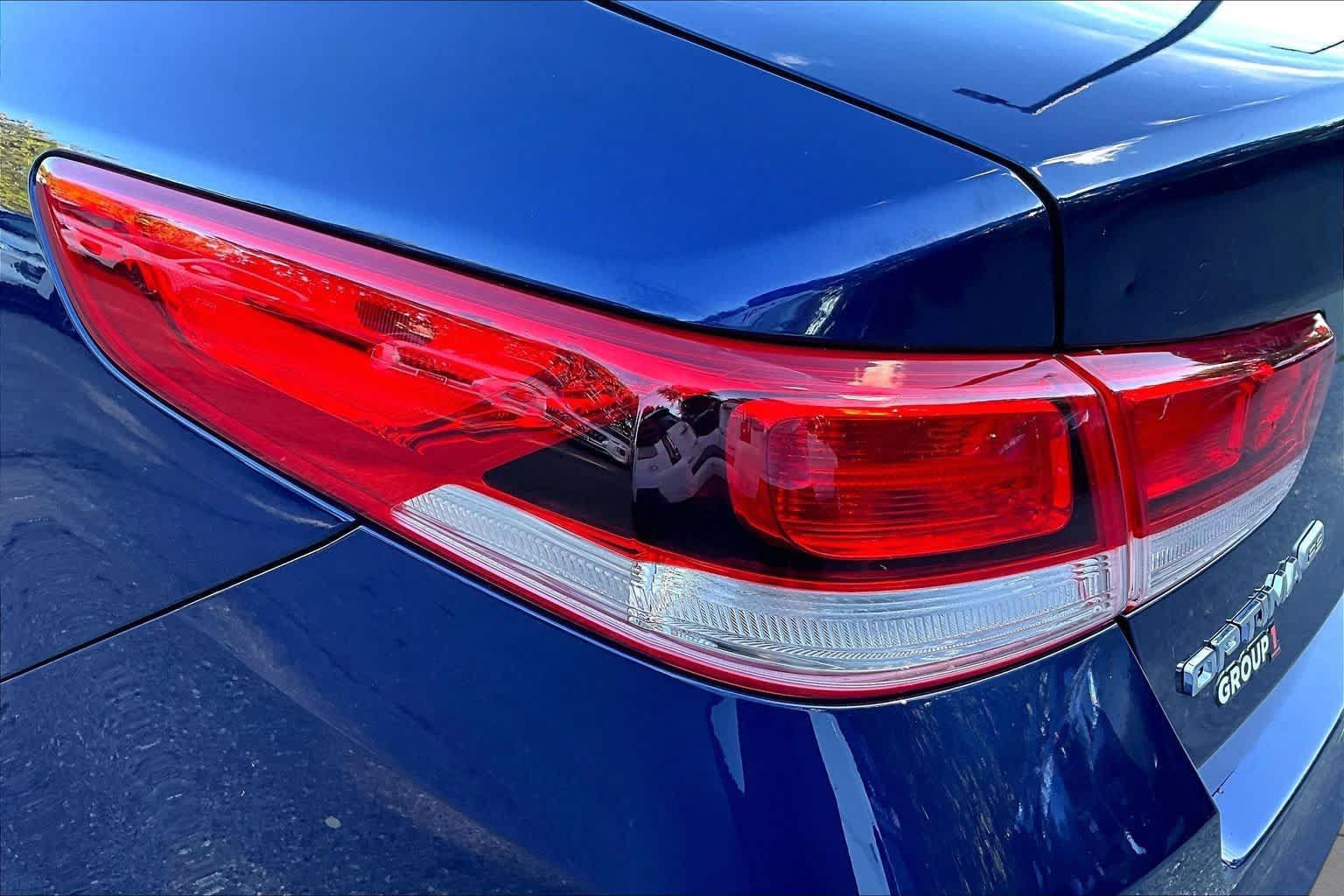 Used 2017 Kia Optima LX w/ Driver Convenience Package FWD image 26