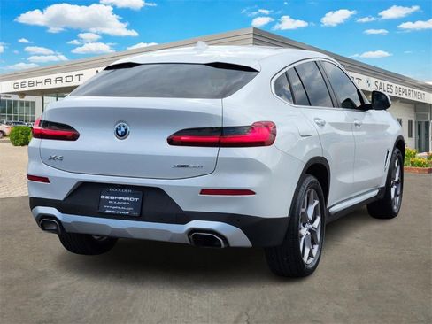 Used 2023 BMW X4 xDrive30i image 8