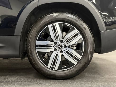 Used 2024 Mercedes-Benz EQB 300 4MATIC image 16