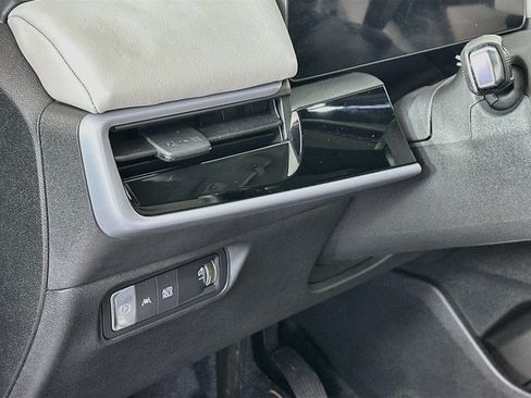 Used 2025 Honda Prologue Touring image 17