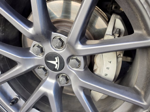 Used 2021 Tesla Model 3 Long Range AWD/4WD image 17
