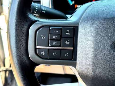 Used 2022 Ford F150 Lariat AWD/4WD image 13