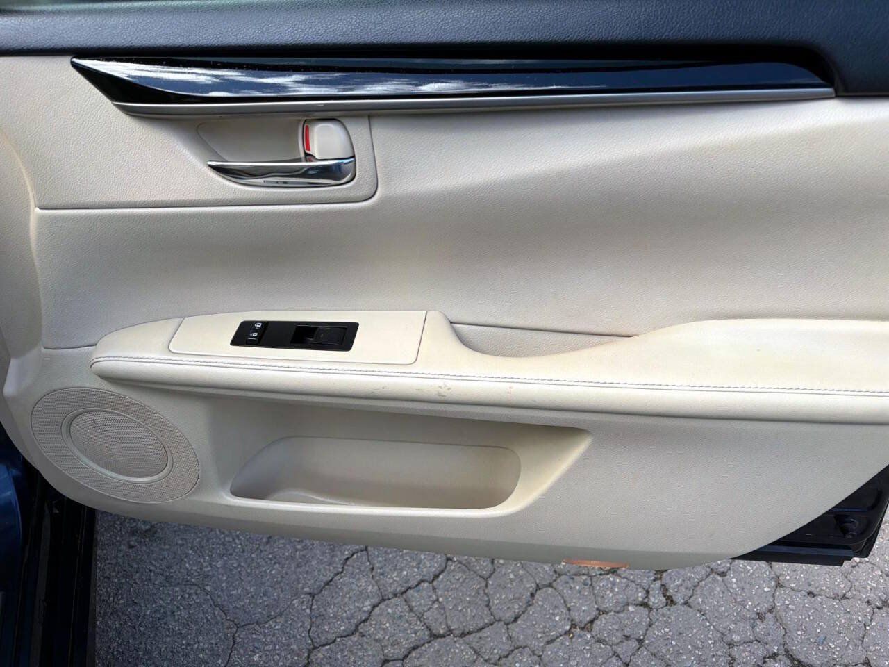 Used 2015 Lexus ES 350 FWD image 10