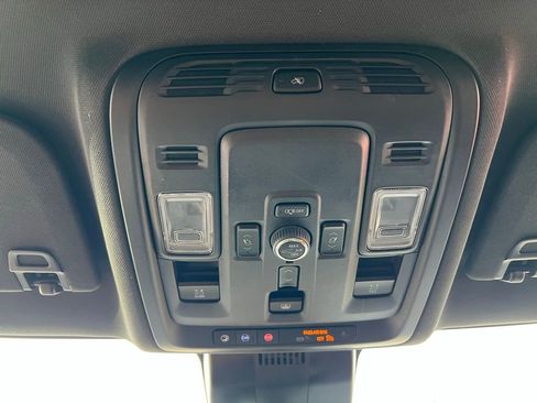 Used 2025 Chevrolet Tahoe Premier image 41