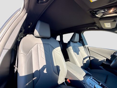 New 2026 BMW X3 xDrive30 w/ Convenience Package image 15